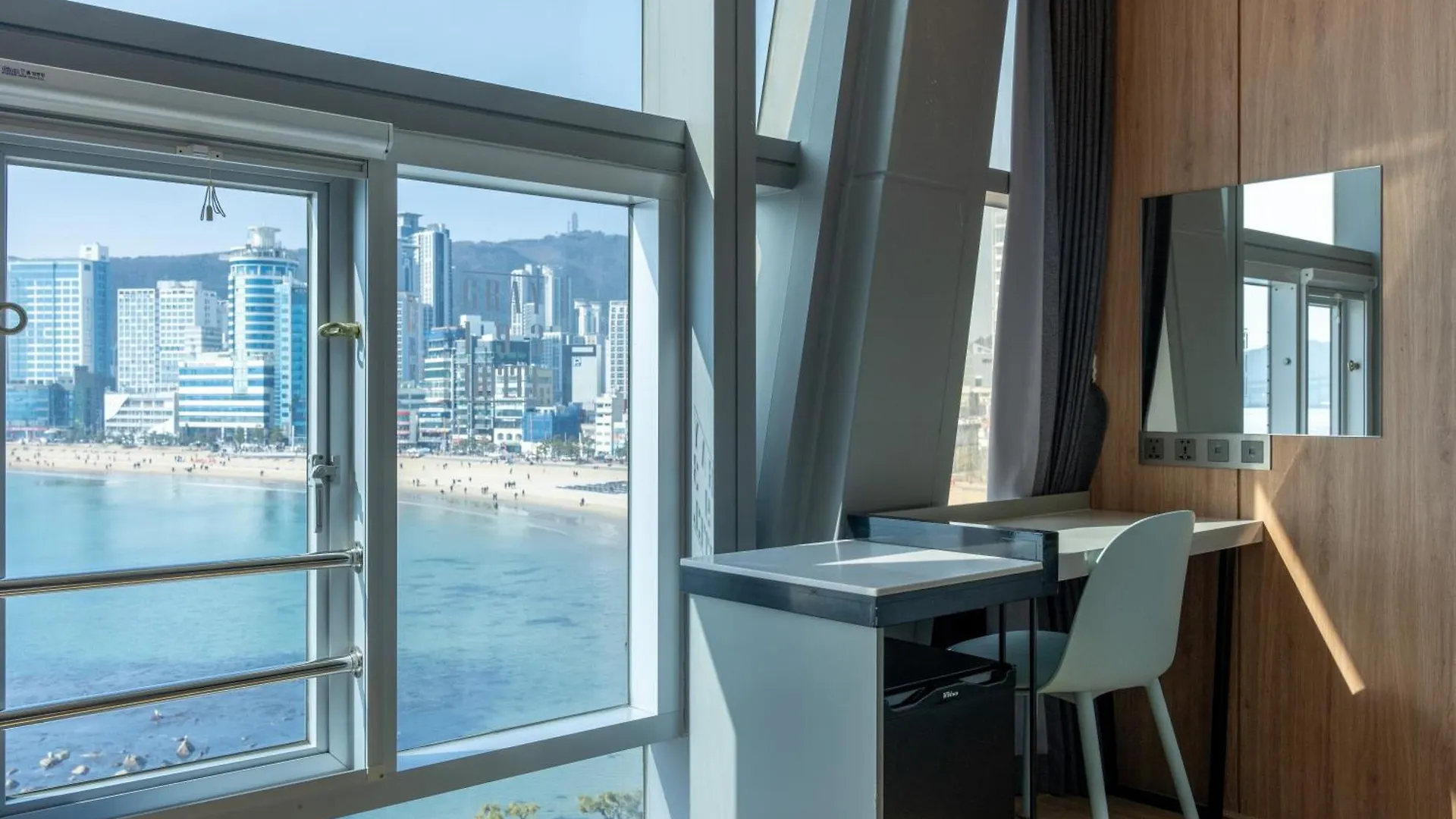 Gray 193 Hotel Busan